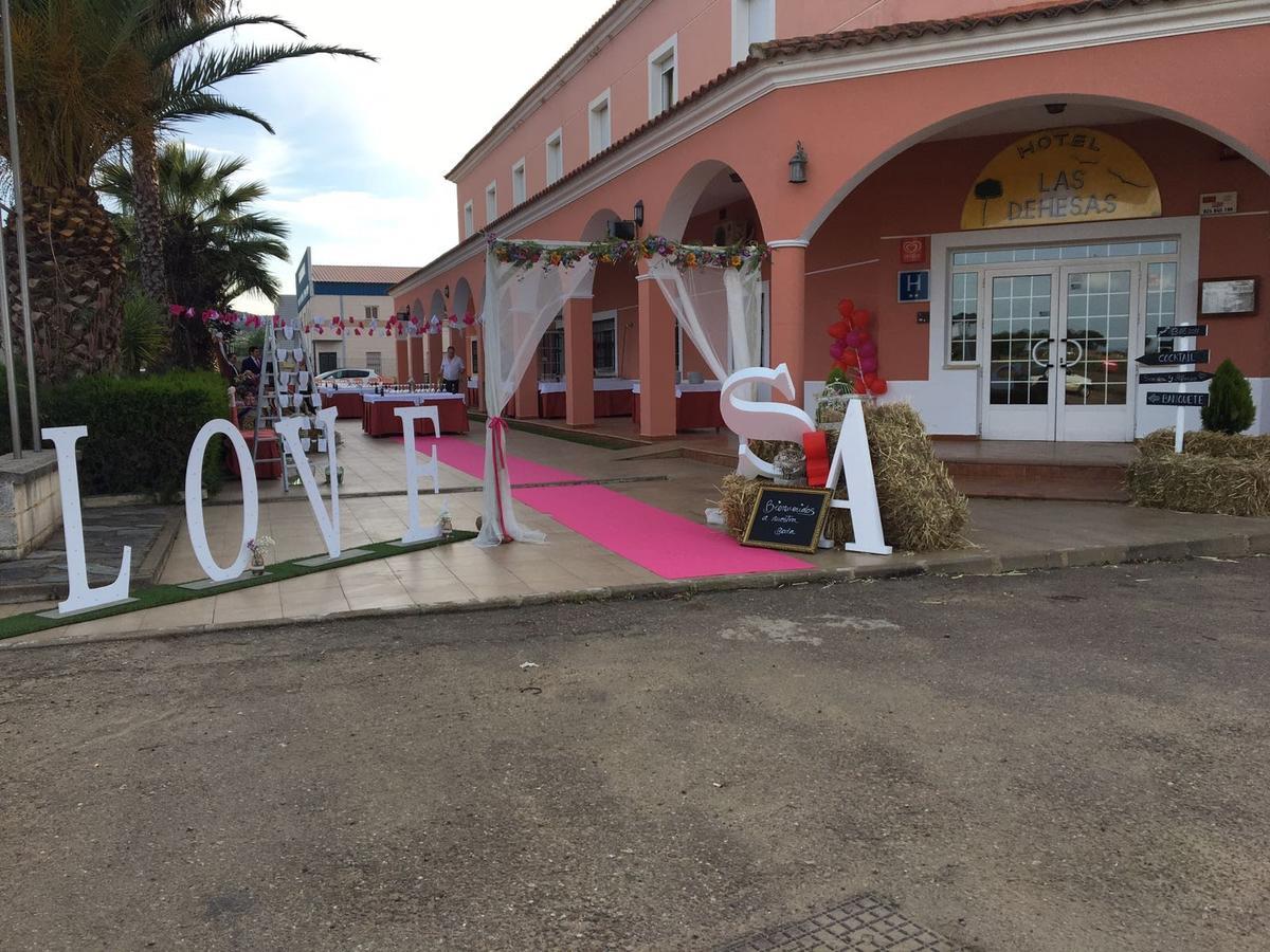 Hotel Las Dehesas Navalvillar de Pela المظهر الخارجي الصورة